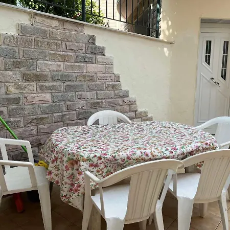 Apartament Family Garden Nea Michaniona