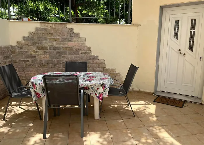 Family Garden * Νέα Μηχανιώνα